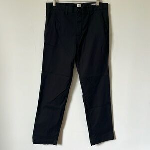 GAP Straight Stretch Trousers in True Black - 32x32